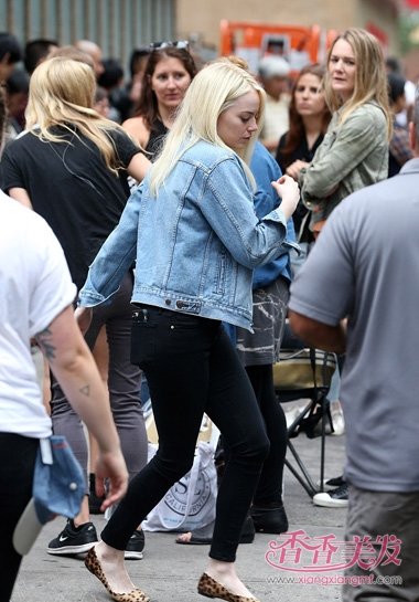 ʯͷ��Ⱦ��ɫƮ�ݷ���ţ���� ������ͷʱ�г�������