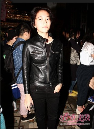 ���Ů񼾸ͯ�̷��ڰ�д�� �ʸ�����ǿ����־����