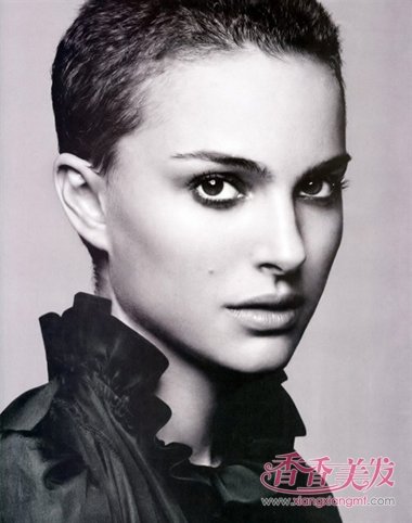 ����Ů���Ƕ̷��̷�ͼƬ ŷ��Ů���Ƕ̷�ͼƬ