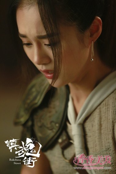 ���ְ���Ϫ���ഺ���Է� ����ս�µ�Ů��ʱ������