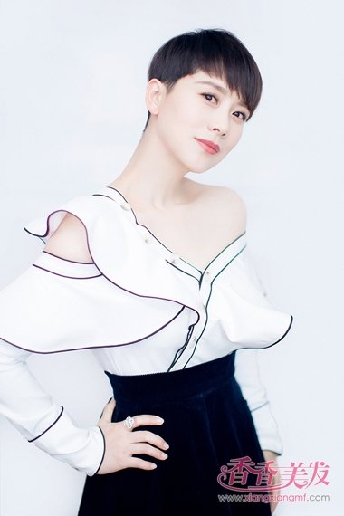 ����ϱ��������¶̷����� ������ˬ�ļ�LOOKֱ��