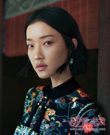 �̷�ײ��������廨 �ž�ڶ̷����߶�����ɫ