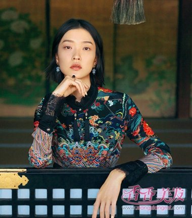 �̷�ײ��������廨 �ž�ڶ̷����߶�����ɫ