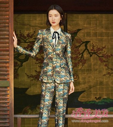 �̷�ײ��������廨 �ž�ڶ̷����߶�����ɫ