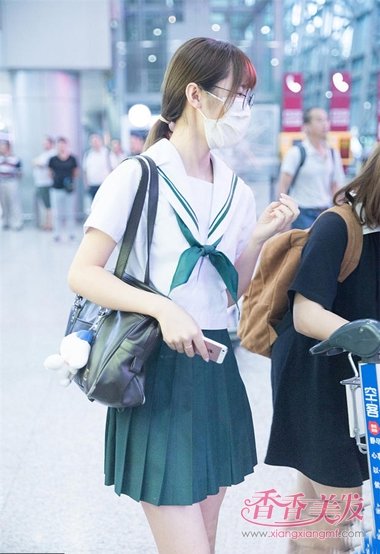 �ഺ����Ů�콿����ĳ���� ����β���������崿