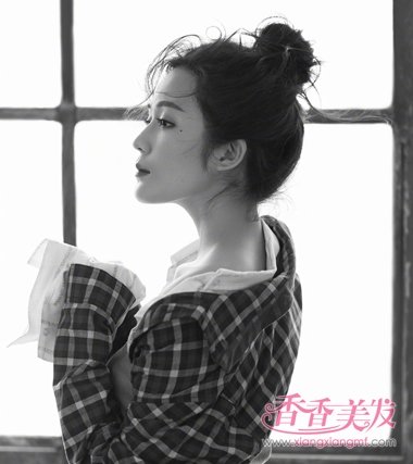 �������������±�ְ��Ů�� �������˼�㷢��ͼ��