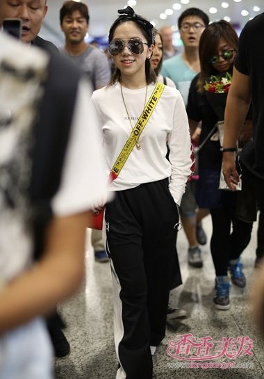 ������˿������������������ ���¼���Ψ����������