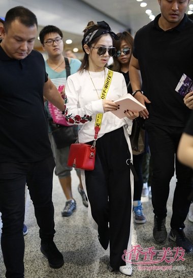 ������˿������������������ ���¼���Ψ����������