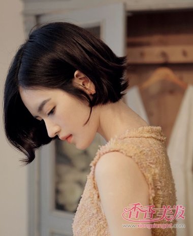 38��Ůʿ�̷�����ͼƬ 2018�������е�Ů�̷���