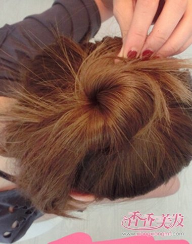 ������ͷ�ķ�����ôʹ�� ���ɵ�����ͷ��ôŪ�����˺ܶ��Ů��ע��