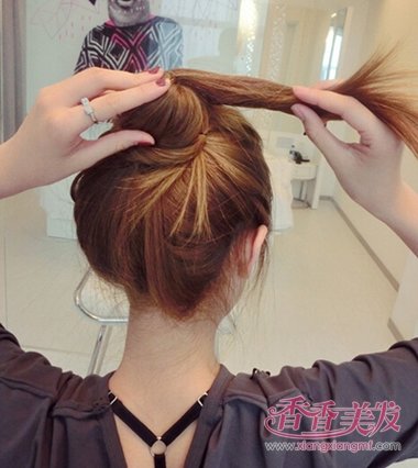 ������ͷ�ķ�����ôʹ�� ���ɵ�����ͷ��ôŪ�����˺ܶ��Ů��ע��