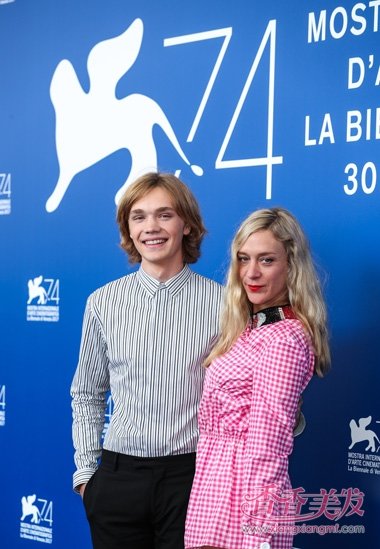 ����Ů�ǿ�����ά����ƫ�ַ� ����ʱ�����ʵķ������