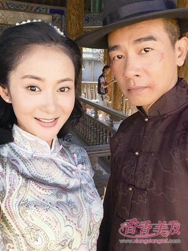 ��½��Ա�����¹���ͷ������ ӭ��Ϯ������ױ���·���