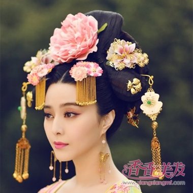 �Ŵ�Ů������̷����� ���ӹŴ��̷�