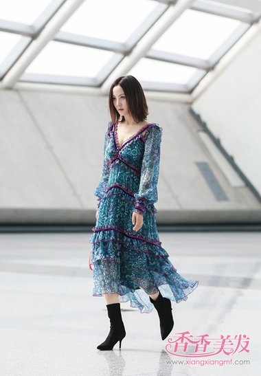 �պ��зַ�ʾ���������㷶�� ѩ��V������ȹ��΢����