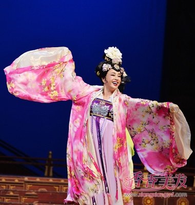 �ۻ�����ױ������������Ӣ�� ���䷢���������������