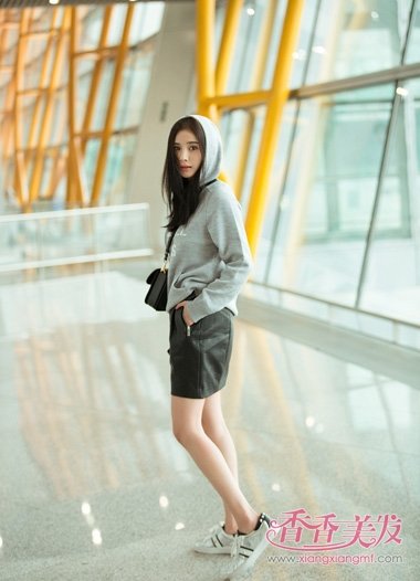 �����з�������POSE�������� ���������Ů��ζ���з���