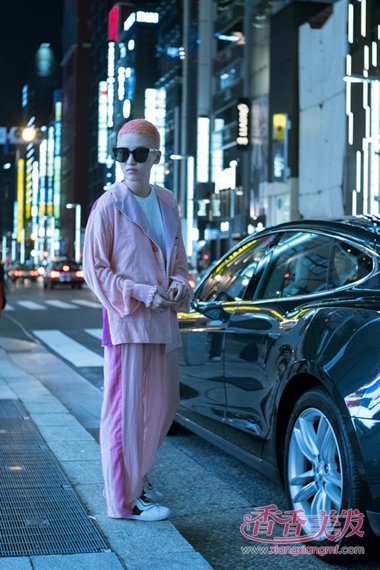 �����������Ѵ�����D��ɫ������ �ų�ʱ���¸߶�����չ��