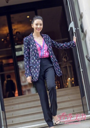 �׶�ʱװ�ܸ�ԲԲ�����ɱ����� ʱ��˧�������＾�ջ���Ϣ