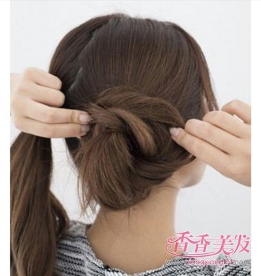 СŮ����ͷ����ô��ÿ� СŮ����ͷ������ķ���ͼ