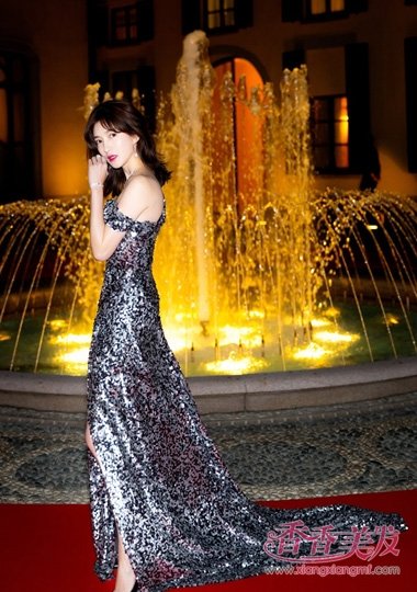 ����ʱװ�ܽ���Ӱ����ɫ�ǳ� ������Ľ������ͷ��ɫ����