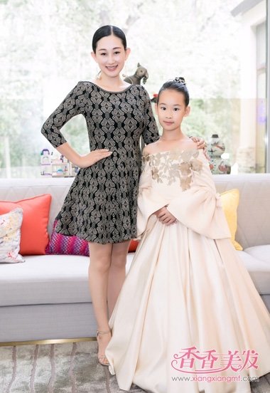 ����׿����ɹ��Ů�������� �ʹ��̷�����С����ģ��