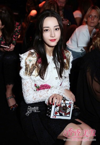 �����Ȱ��ײ�����ʱװ���� ������ͷ�������˵���ը