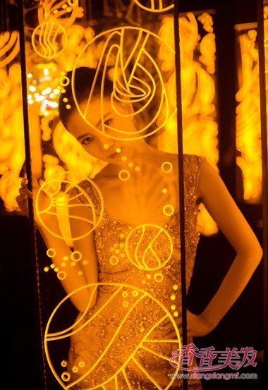 ���޸�ԲԲ���������̷�д�� ��������������Ů������