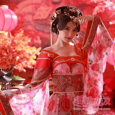 �Ŵ���Ů��ô��ͷ�� �Ŵ�����ͷ��ô�����ϵ�п�ʽΪ�����