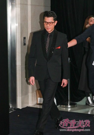 ����������������ƫ��ͷ��ϯ ��Ȼ�ܳ�����������ɶ̷�