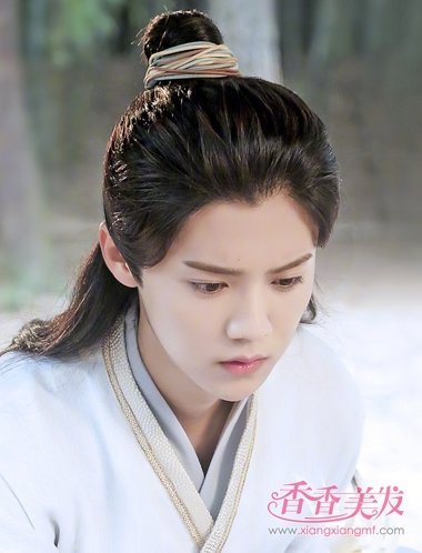 ��ҳ���ֻ��һ�װ��£� ¹������ǹ�װ�����ͼ�����