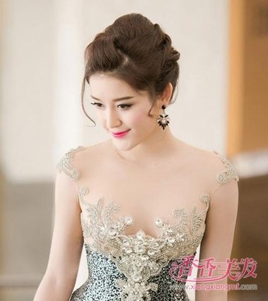 �ϰ�һ��İ�ͷ�� �ϰ�߸������ͷ��