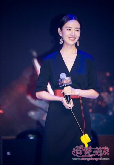 �����зֵ���β��������ҵ�� ������Ů��ʱ�����з���