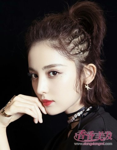 ��������·��������� ���һ��ֶӿ�Ů������������