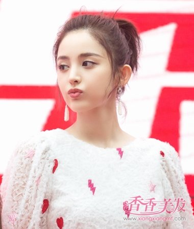 ��������·��������� ���һ��ֶӿ�Ů������������