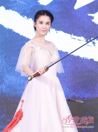 ����������ʥ������Ů�к��� ����Ů�����������߱෢չ