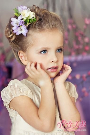 СŮ������������ͷ�� СŮ����ͷ�����ʹ�ȫ������������ʶ������