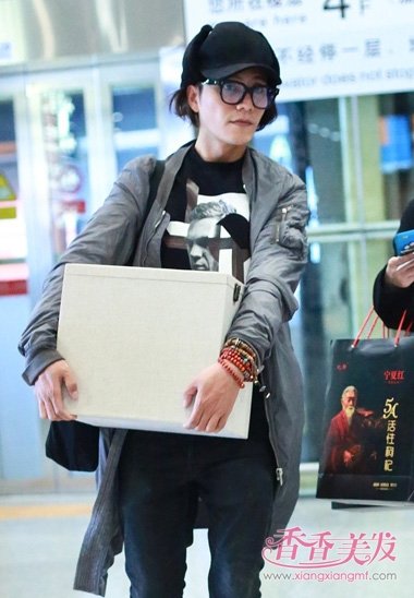 �����׷�ñ��������������� �Ļ��ӵ���˧�ȷ���չ��