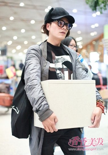 �����׷�ñ��������������� �Ļ��ӵ���˧�ȷ���չ��