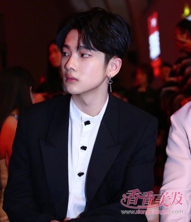 ����֮��С��װ�߳�Elle���� ���淢�Ͳ�Ⱦ��Ҳʱ��