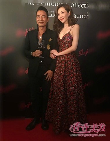 �����ֳ�ϯ���ĳ��Ʒ����� ������ɢ���߹�����