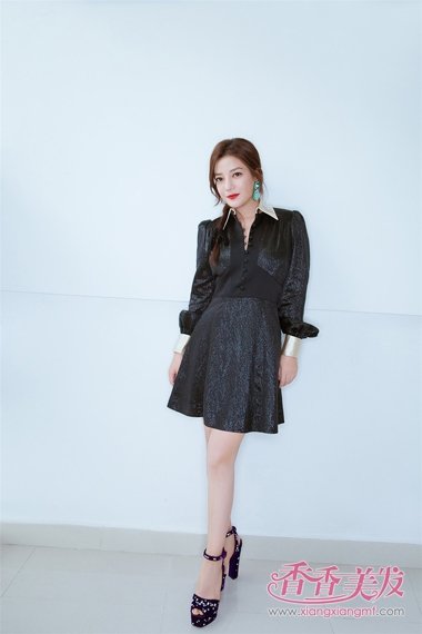 Ůǿ����ޱ�Ļ���������� ���г����С�������ᷢ