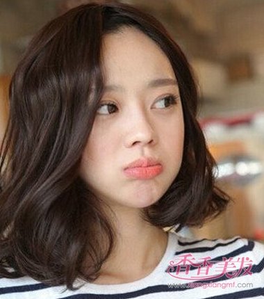 Ů��ͷ��һ�볤һ���ͷ�� Ůʿ���෢��