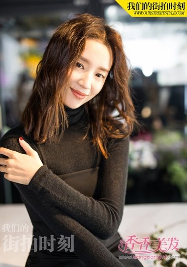 ����ʱ�̶������෢��˸���� �׳����Ȼ�������д���Ƭ