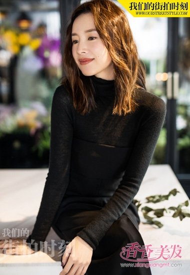 ����ʱ�̶������෢��˸���� �׳����Ȼ�������д���Ƭ