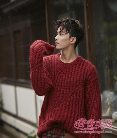 ����¶���������� ��ɫ���̷�Ҳ������