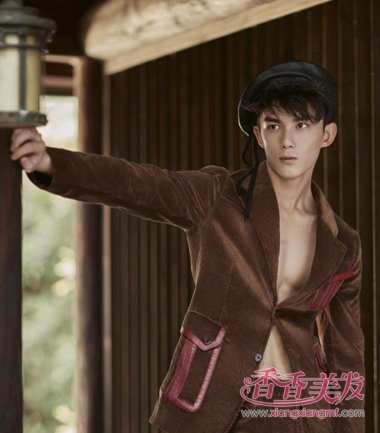 ����¶���������� ��ɫ���̷�Ҳ������