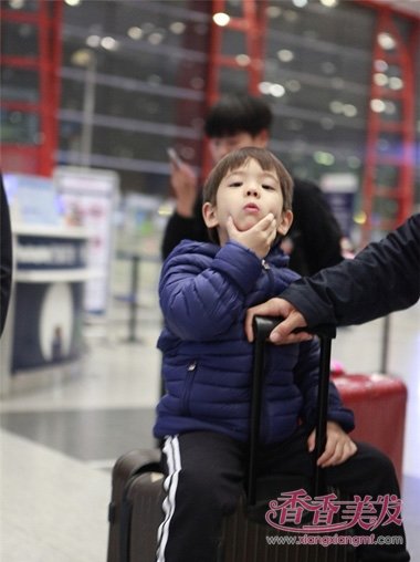 �Ž������ź��¶̷����ܳ谮 ���Ե�Ƥ�ɰ���С�к��ᷢ