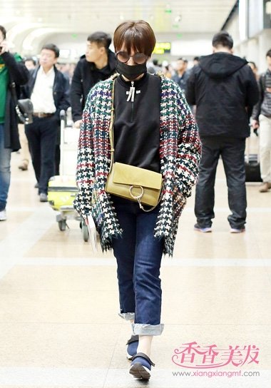 Ů����������¶̷���ҫ���� ���Գ�����ɵĴ��˷���չ