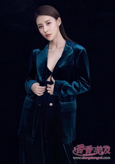 ����ɳ��ͷ�ع����Ů����� ������ʱ�����˷�����ܹ�